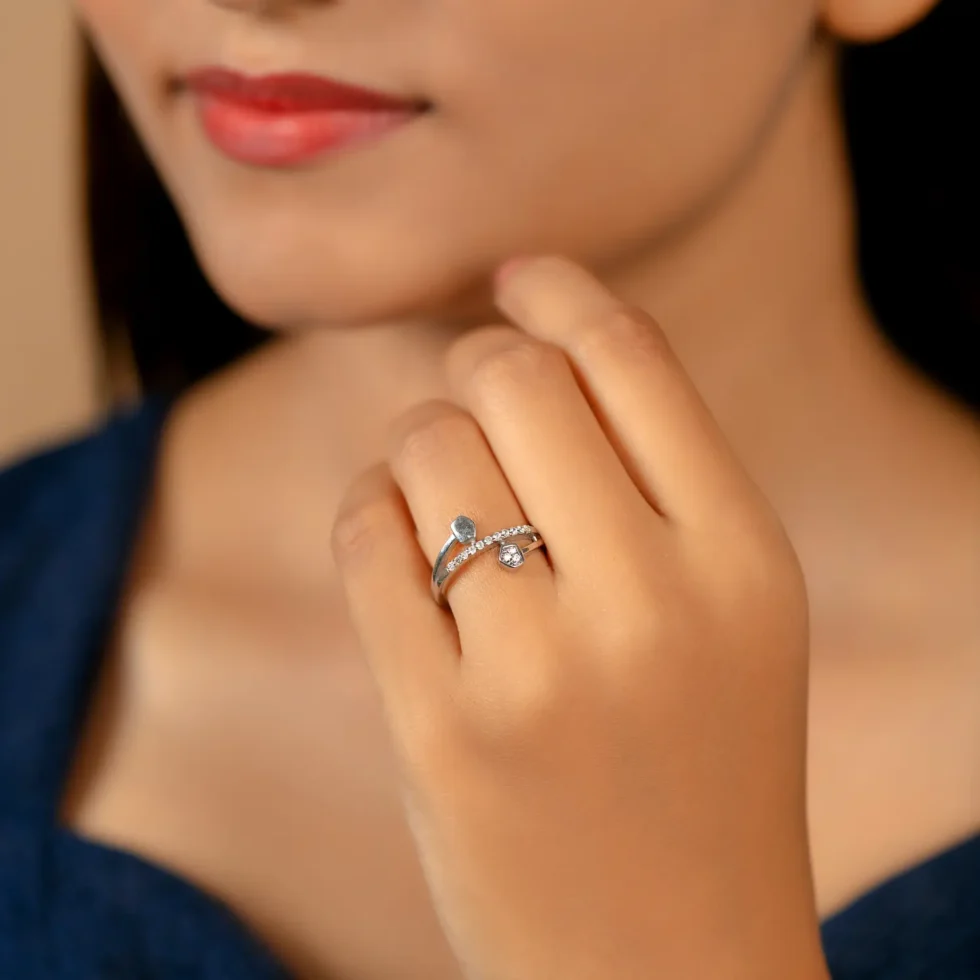 Hex Charm Ring R 62 WITH MODEL