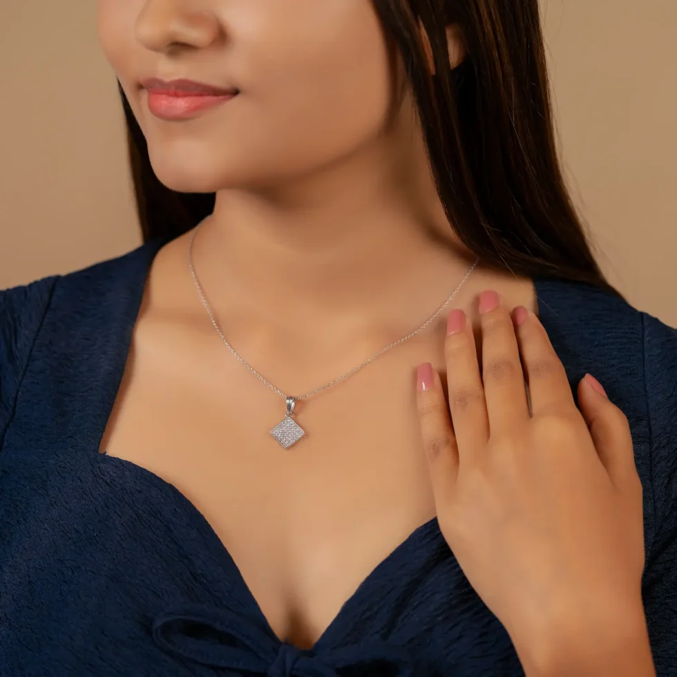 Kite - Cluster Pendant Necklace N8 with model