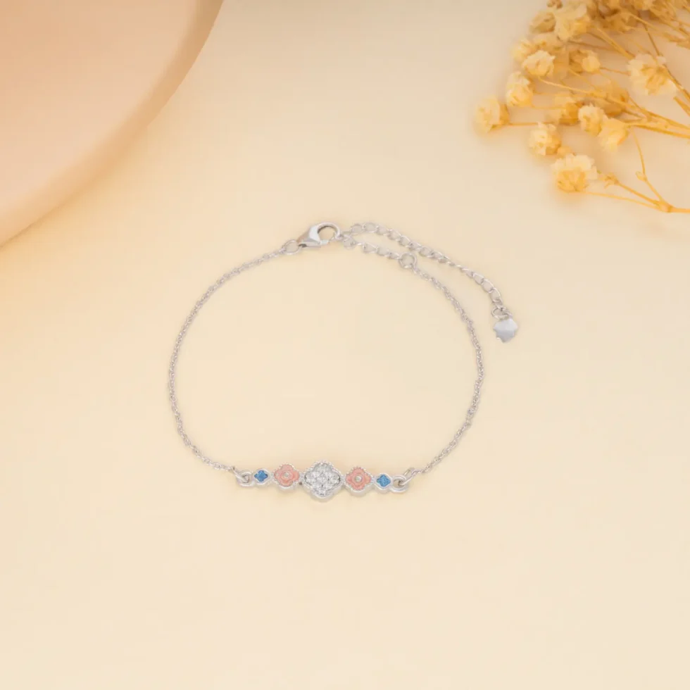 Multi-Clover Braclet B 13 on table 2