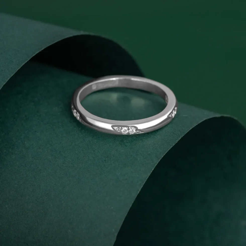 Nishav Jewellers 925 Sterling Silver Diamond Band Ring CR18 on table