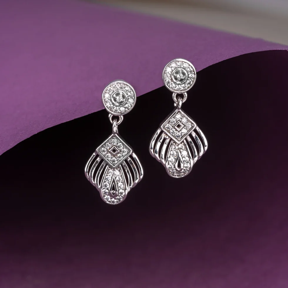 Lattice Diamond Drops earrings c99 with bg