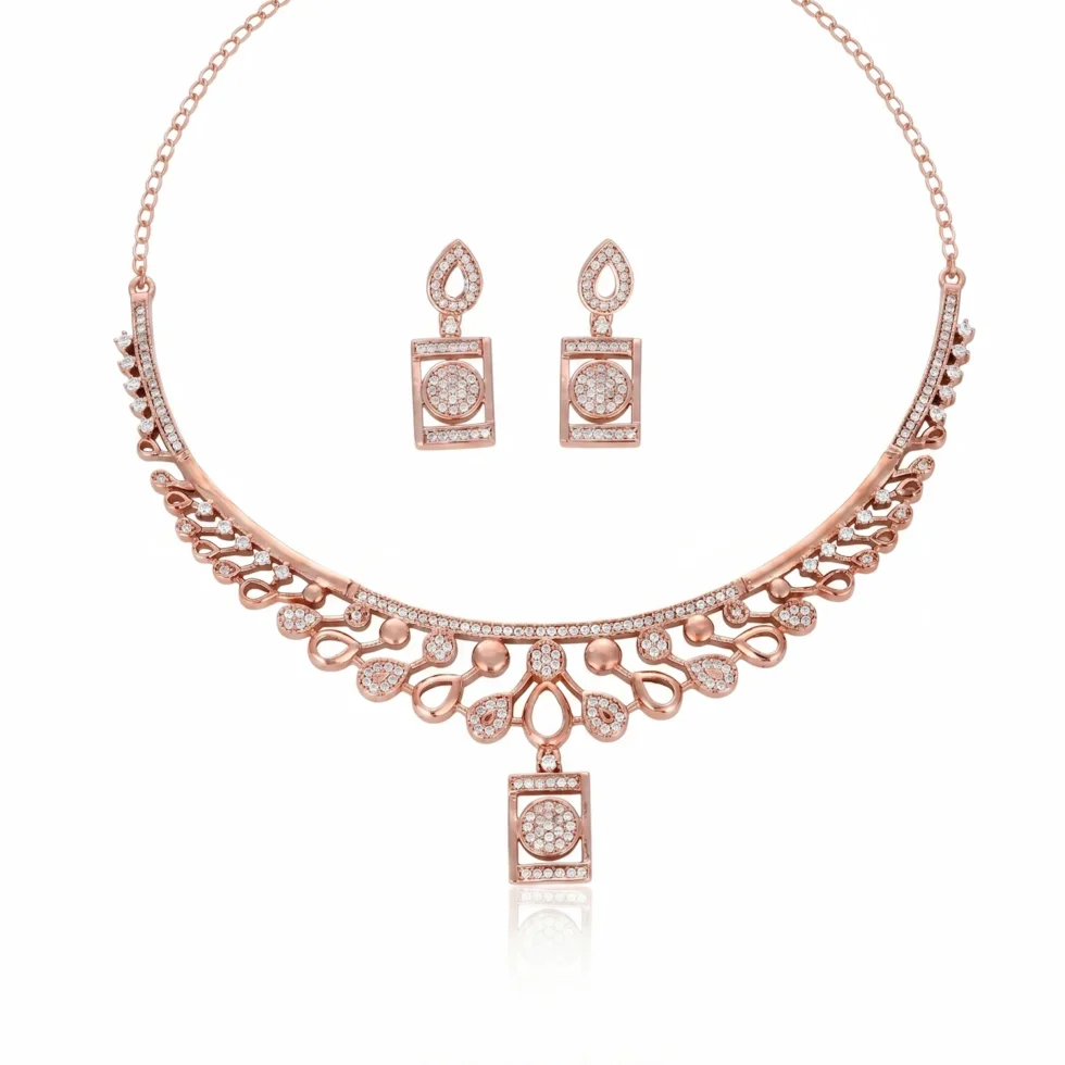 Heritage crown Necklace